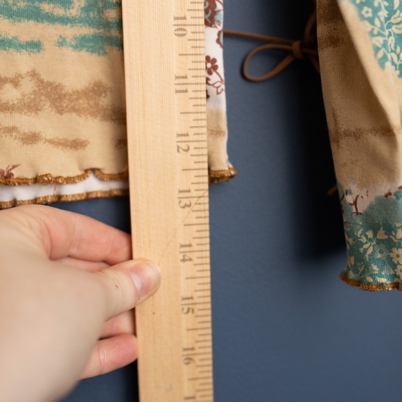 2/$20- VINTAGE Paisley patchwork shirt - Picture 6 of 8